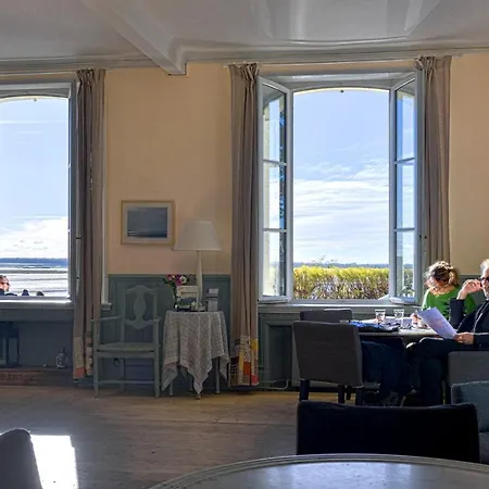 Restaurant Les Tourelles Отель