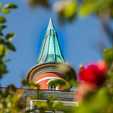 Restaurant Les Tourelles ル・クロトワ