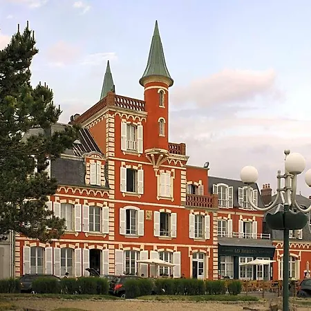 Hotel Restaurant Les Tourelles 3*