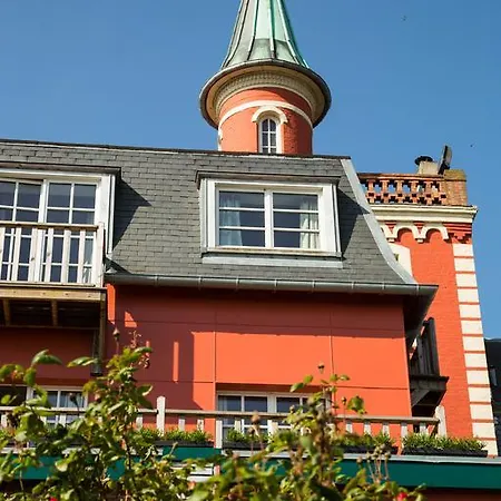 Restaurant Les Tourelles Отель 3*