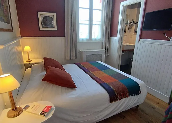 Restaurant Les Tourelles Hotel 3*